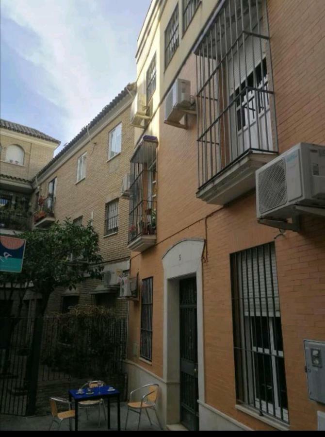 Alfalfa Suites Sevilla Exteriör bild