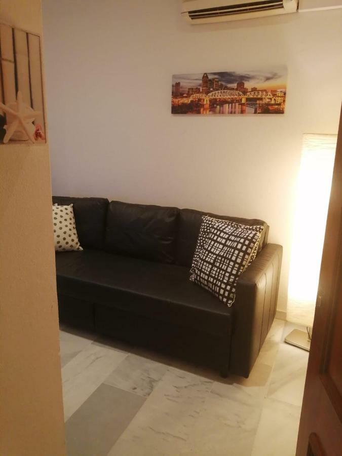 Alfalfa Suites Sevilla Exteriör bild